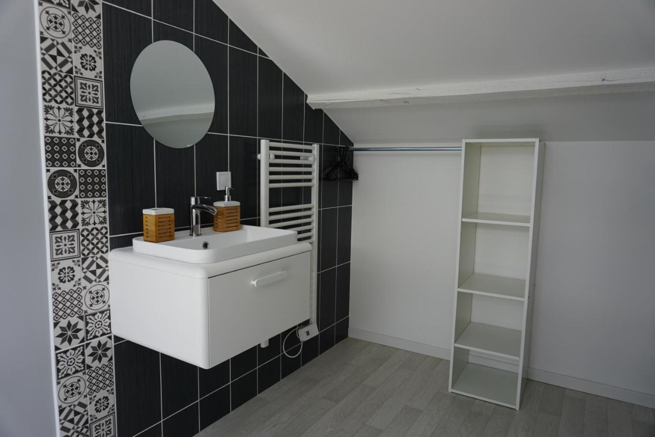 Appart Cosy 4 Personnes Avec Terrasse La Roche-sur-Yon Esterno foto
