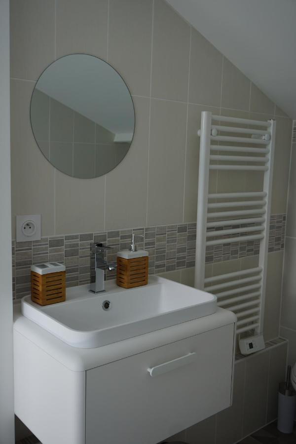 Appart Cosy 4 Personnes Avec Terrasse La Roche-sur-Yon Esterno foto