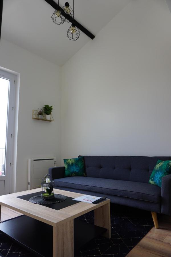 Appart Cosy 4 Personnes Avec Terrasse La Roche-sur-Yon Esterno foto